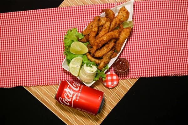 PORÇÃO DE PEIXE.