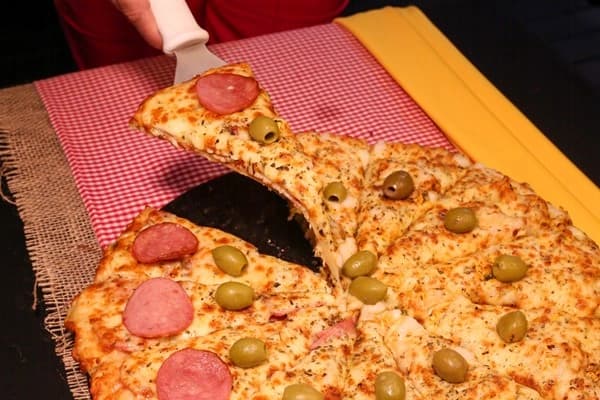 PIZZA MÉDIA - 8 FATIAS - 1 SABOR.